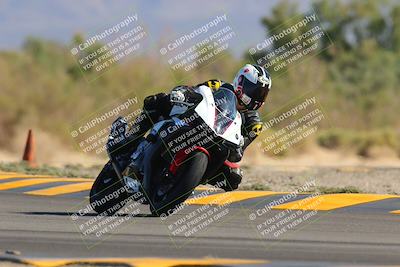 media/Nov-06-2022-SoCal Trackdays (Sun) [[208d2ccc26]]/Turn 7 Set 2 (1050am)/